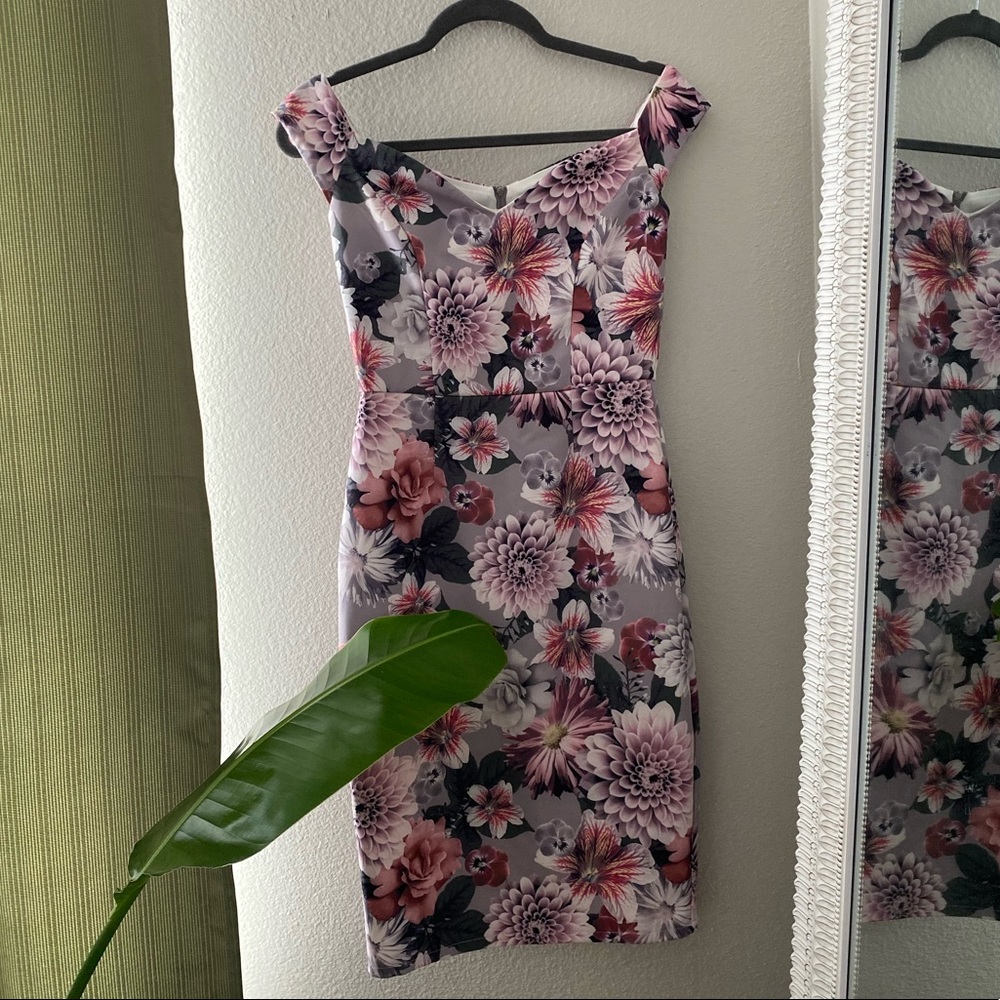 Floral lowcut midi pencil dress